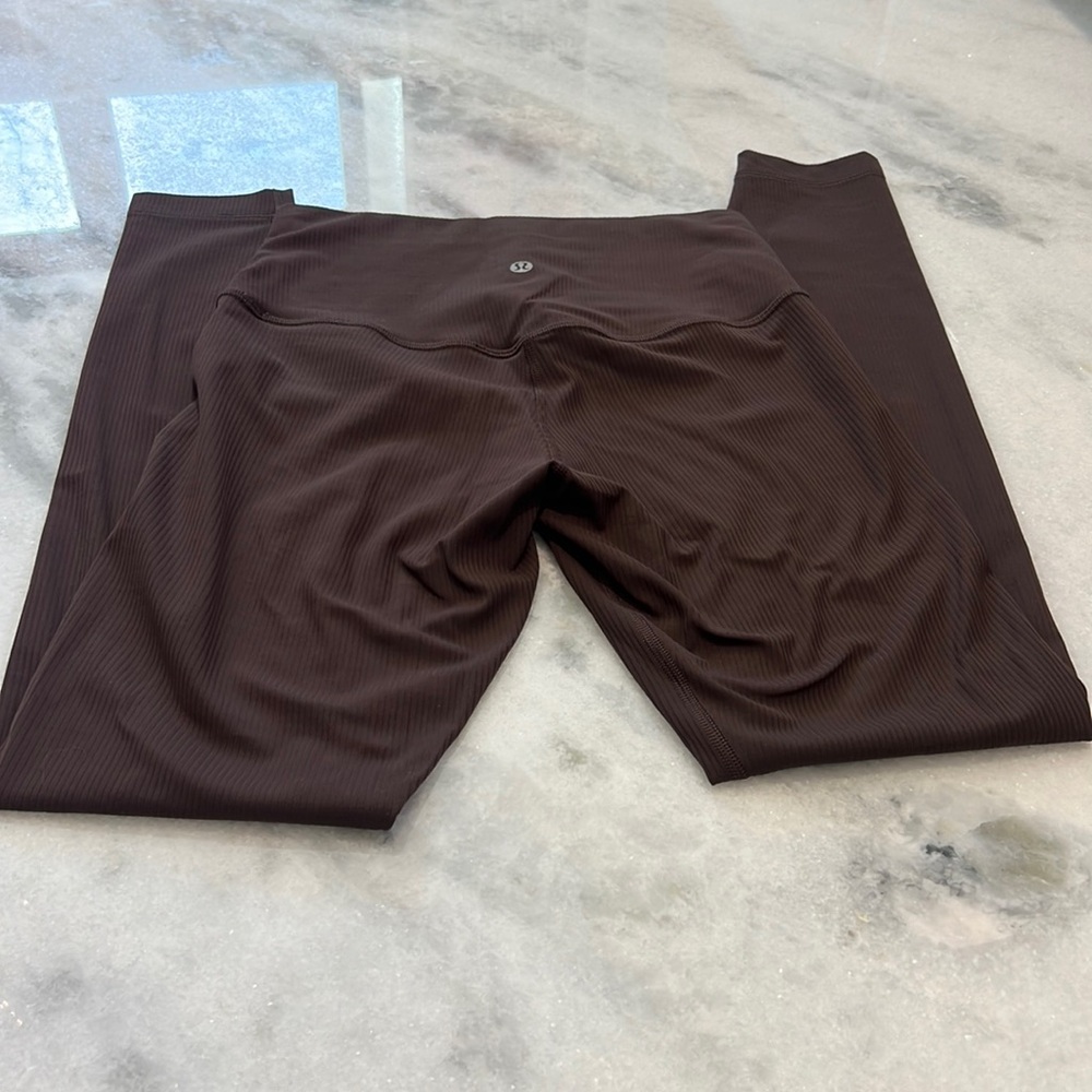 Lululemon 28” Ribbed Align Leggings